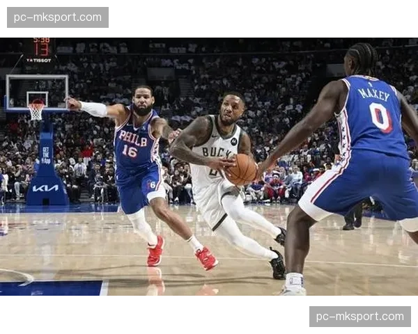 字母哥与利拉德合砍70分，雄鹿主场逆转捍卫胜利