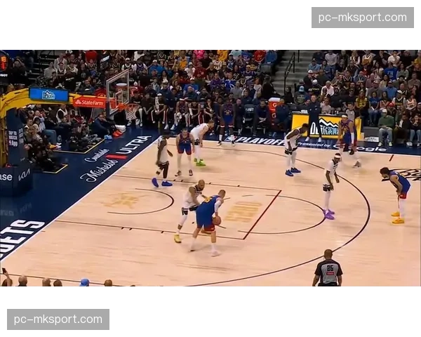 穆雷拼到腿软末节哑火成转折点，森林狼靠快攻反超掘金